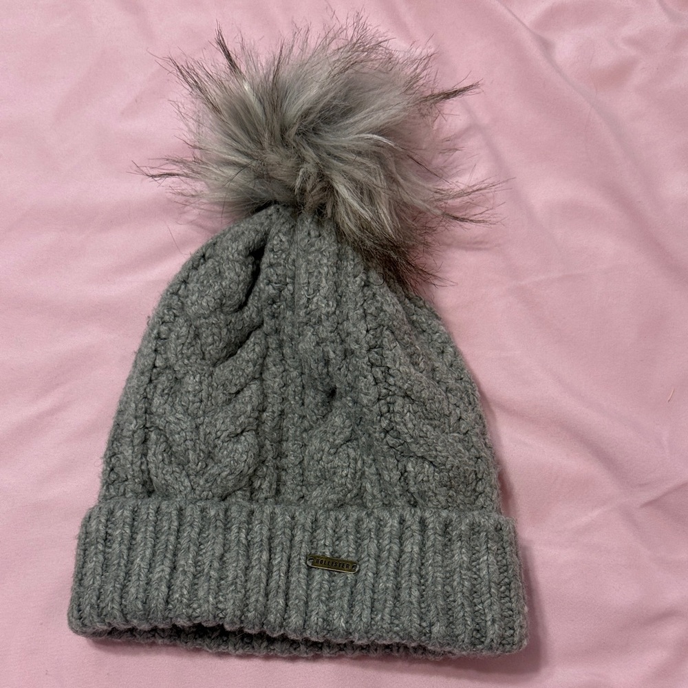 Cozy Gray Knit Beanie with Pom Pom